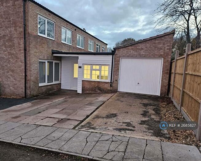 4 Bedroom Semi Detached House To Rent In Broomfield, Stacey Bushes, Milton Keynes, MK12