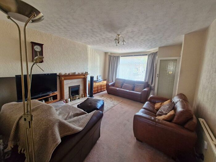 3 Bedroom Semi Detached House For Sale In Clent Avenue, Maghull, L31