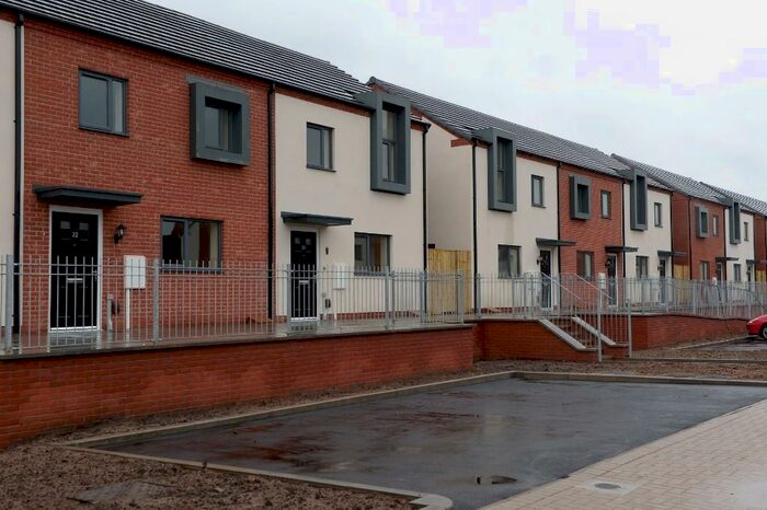 2 Bedroom Terraced House To Rent In Orchard Drive, Grimsby, Lincolnshire, DN32