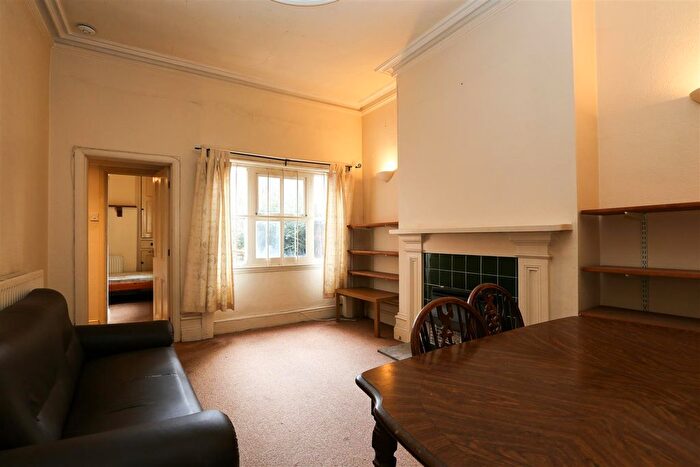 2 Bedroom Flat To Rent In St James Road, Leicester, LE2