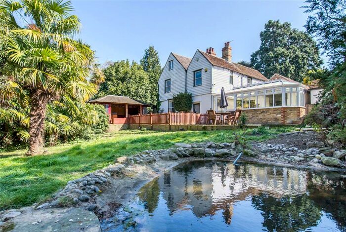 6 Bedroom Detached House For Sale In Perry Hill, Cliffe, Rochester, Kent, ME3