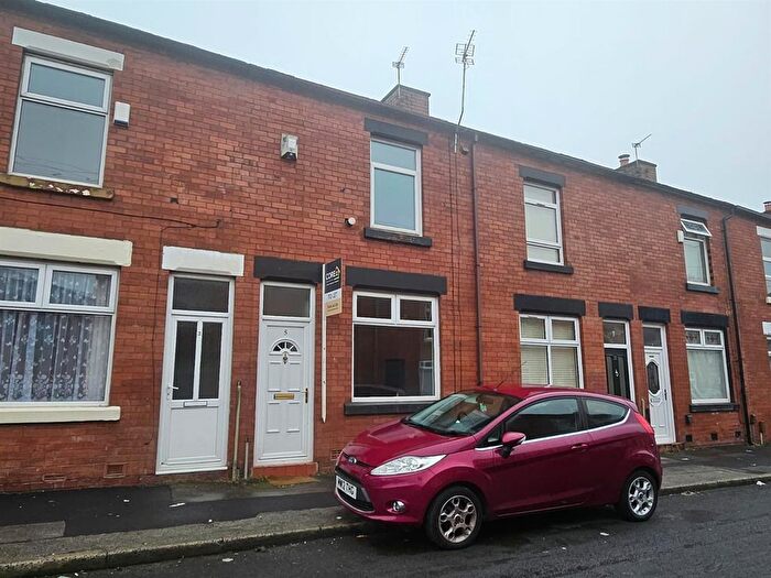 3 Bedroom Terraced House To Rent In Annis Road, Bolton, BL3