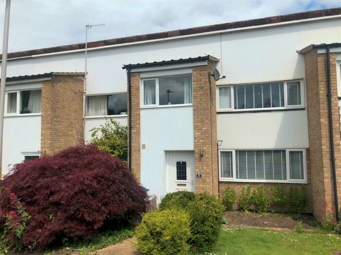 3 Bedroom Terraced House To Rent In Applecroft, Northchurch, HP4