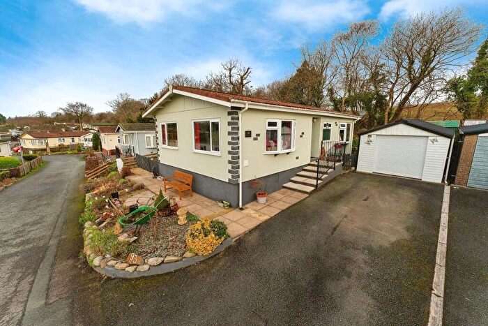 2 Bedroom Park Home For Sale In The Dell, Builth Wells, Powys, Mid Wales, LD2