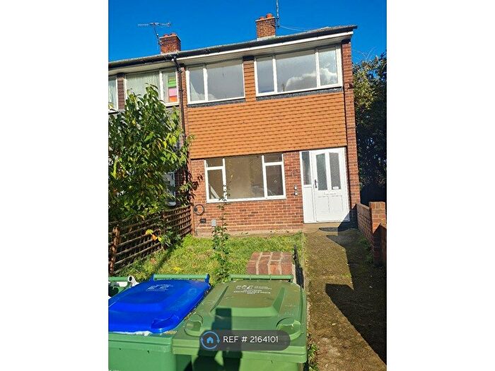 3 Bedroom End Of Terrace House To Rent In Lower Road, Belvedere, London, DA17