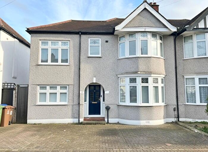 4 Bedroom Semi Detached House For Sale In Roxy Avenue, Romford, London, RM6