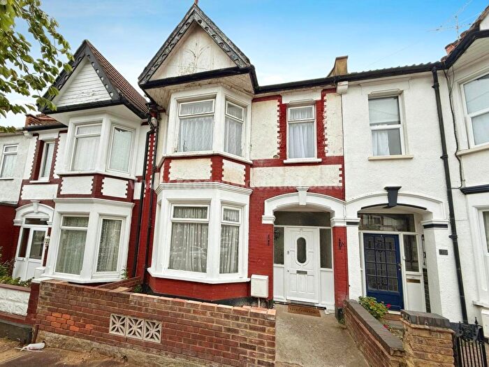 3 Bedroom Terraced House To Rent In Ramuz Drive, Westcliff On Sea, SS0