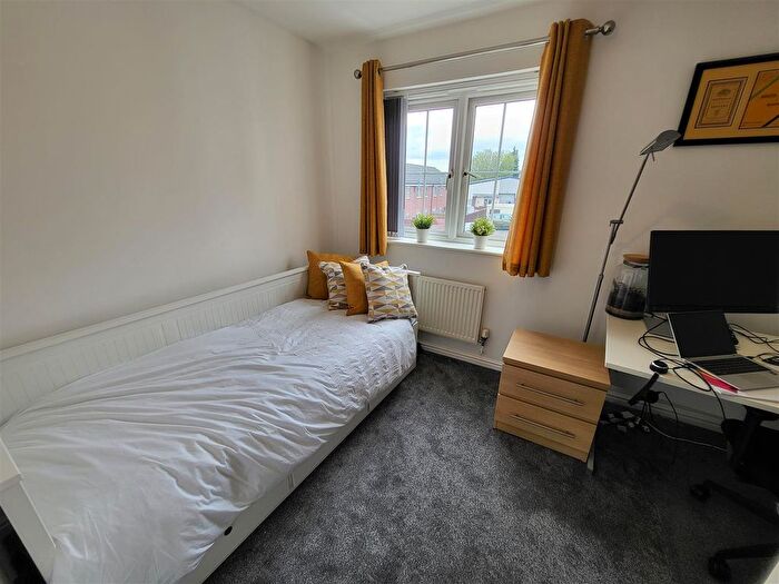 2 Bedroom End Of Terrace House To Rent In Phillip Court, Newport, NP19