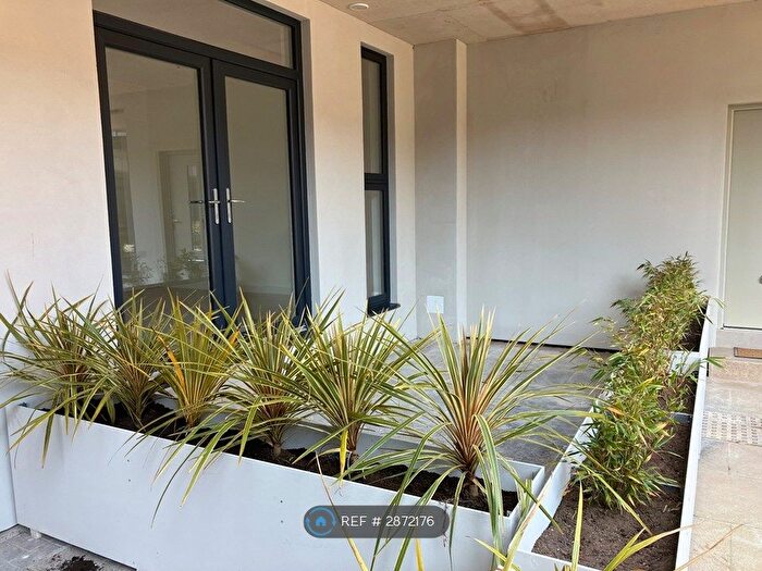 1 Bedroom Flat To Rent In Catherines Yard, Bristol, BS3
