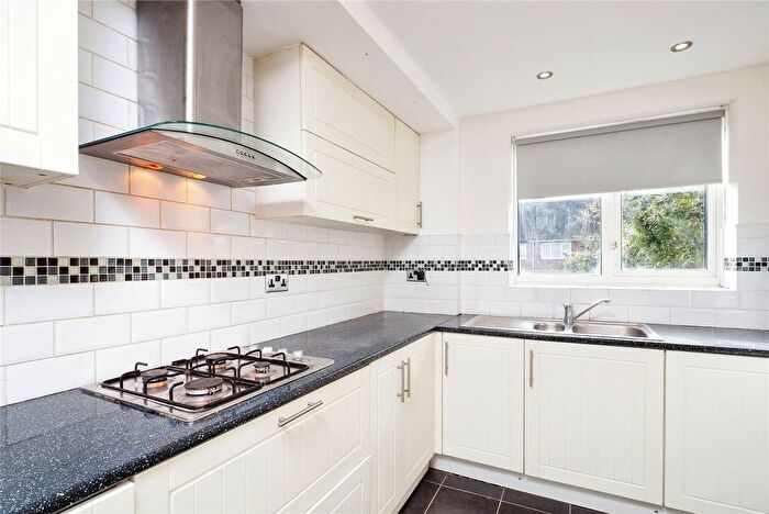 3 Bedroom End Of Terrace House For Sale In Pinewood Gardens, Clifton, Nottingham, NG11