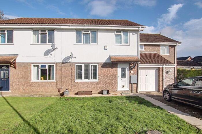 3 Bedroom Terraced House To Rent In Woburn Close, Trowbridge, BA14