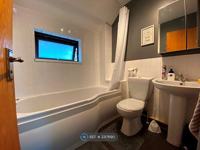2 Bedroom End Of Terrace House To Rent In St. Michaels Close, London, E16