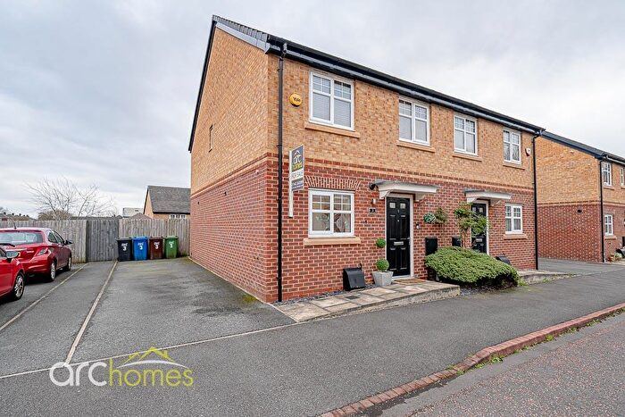 3 Bedroom Semi Detached House For Sale In Alchemy Close, Atherton, Manchester, M46