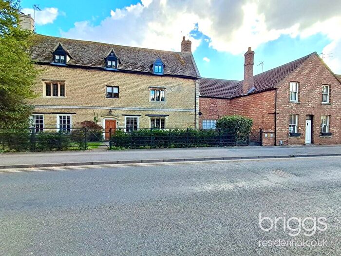 7 Bedroom Character Property For Sale In Church Street, Werrington, Peterborough, PE4