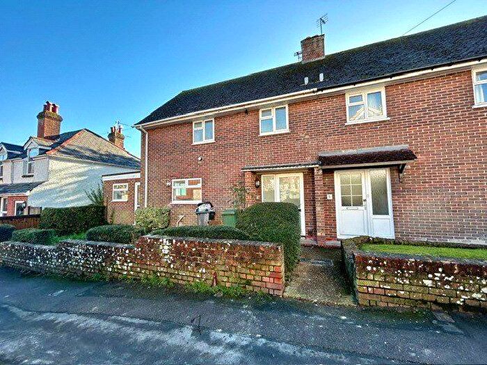 3 Bedroom Semi-Detached House For Sale In Dell Road, Winchester, Hampshire, SO23