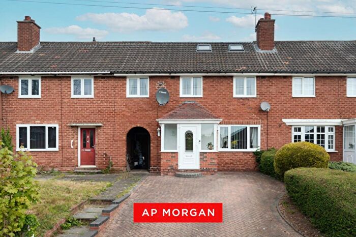 5 Bedroom Terraced House For Sale In Packington Avenue, Birmingham, West Midlands, B34