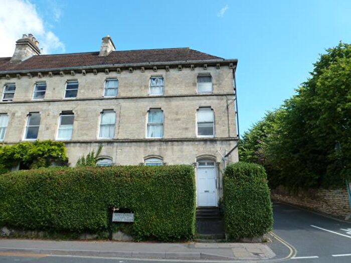 Apartment To Rent In Whitehall, Stroud, GL5