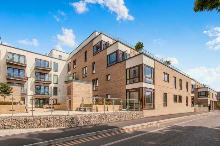 3 Bedroom Property To Rent In Beacon Rise, Newmarket Road, CB5