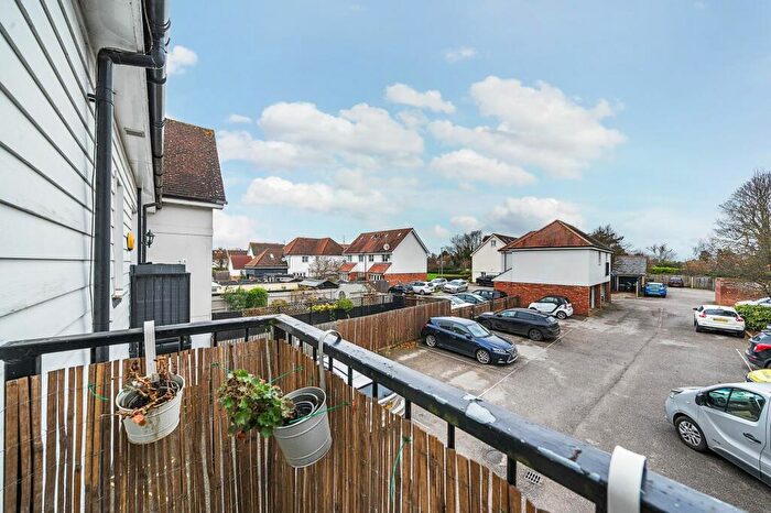 2 Bedroom Maisonette For Sale In Queens Terrace, Ongar, CM5