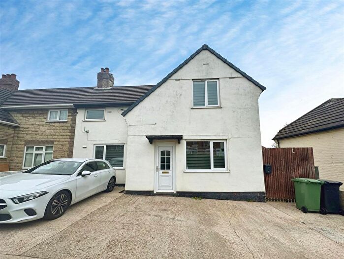 3 Bedroom Semi Detached House To Rent In Main Street, Shirebrook, Mansfield, NG20