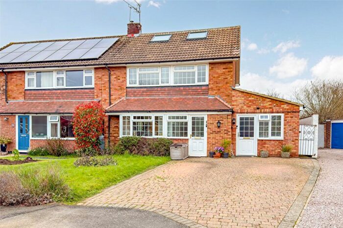 4 Bedroom Semi Detached House For Sale In Hopground Close, St. Albans, Hertfordshire, AL1