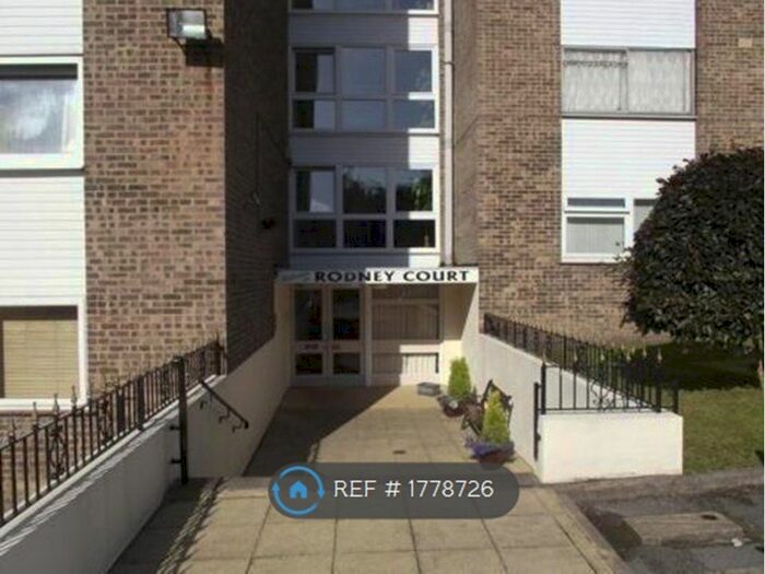 Studio To Rent In Rodney Court, Southampton, SO19