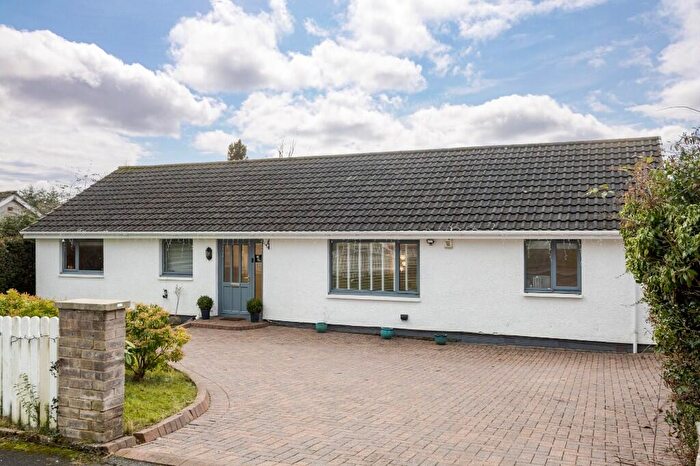 4 Bedroom Detached Bungalow For Sale In Kildonan Drive, Helensburgh, Argyll And Bute, G84