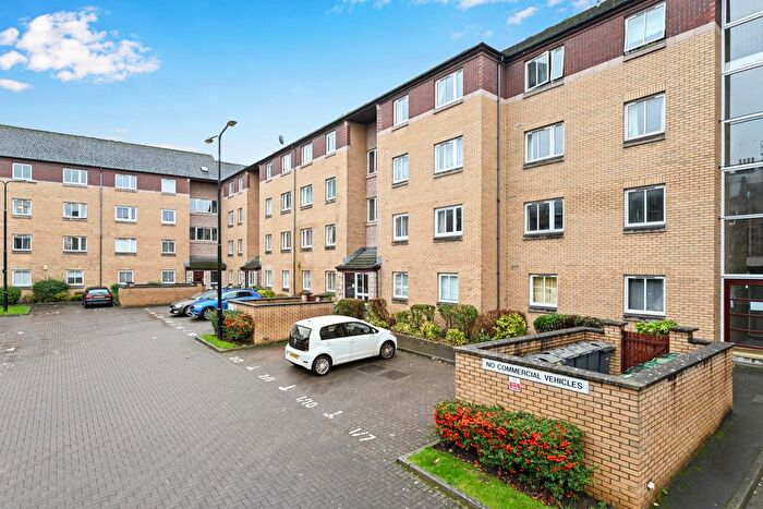 2 Bedroom Flat For Sale In / Moray Park Terrace, Meadowbank, Edinburgh, EH7