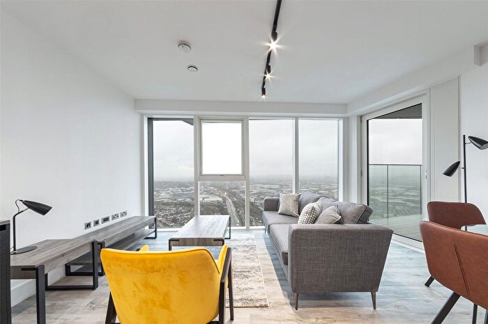 1 Bedroom Flat To Rent In Portal Way, London, W3