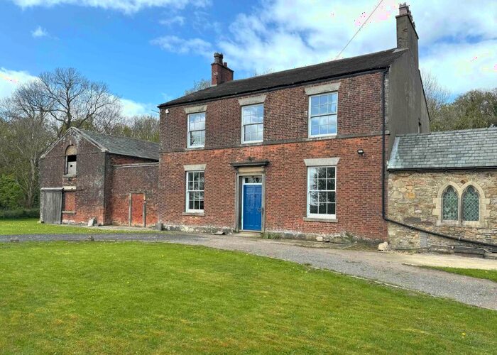 5 Bedroom Character Property To Rent In The Presbytery, Thurnham, LA2