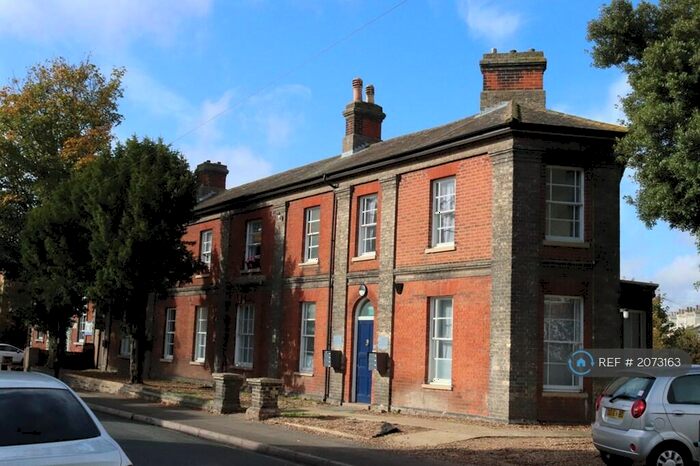 2 Bedroom Flat To Rent In Burlington Road, Ipswich, IP1