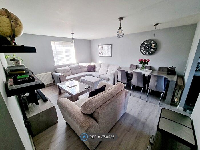 2 Bedroom Flat To Rent In Shakespeare Avenue, Horfield, Bristol, BS7