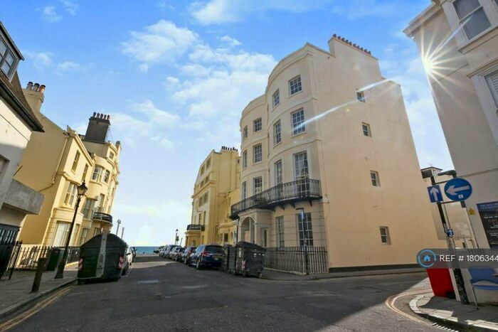 2 Bedroom Flat To Rent In Wellington Court, Hove, BN3