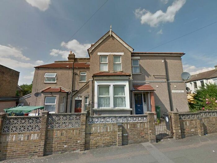 1 Bedroom Flat To Rent In Erskine Road, London, E17