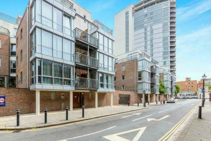 2 Bedroom Flat To Rent In Admiralty Road, Portsmouth, PO1