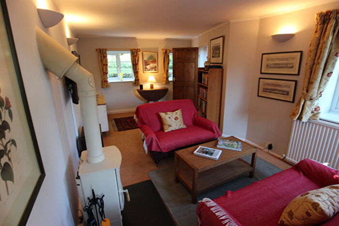 2 Bedroom Cottage To Rent In Fulbrook, Oxfordshire, OX18