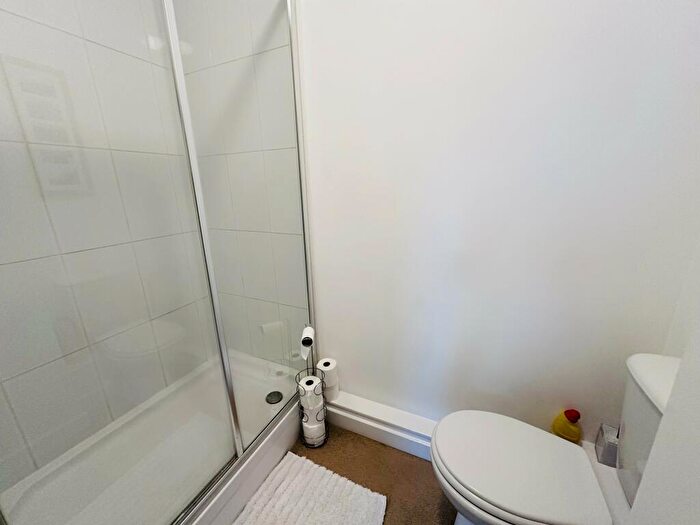 2 Bedroom Apartment To Rent In Guillemot Road, Portishead, BS20