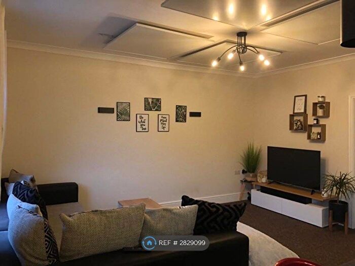 1 Bedroom Flat To Rent In Regent Street, Rugby, CV21