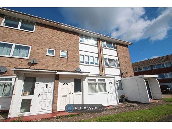 2 Bedroom Maisonette To Rent In Lila Place, Swanley, BR8