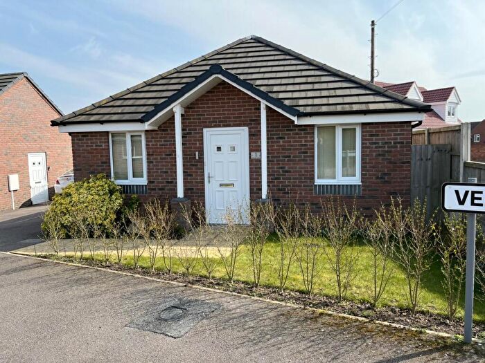 2 Bedroom Bungalow To Rent In Vermont Close, Mansfield, Nottinghamshire, NG20