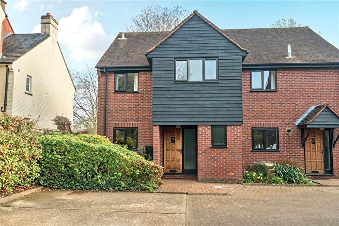 3 Bedroom Semi-Detached House For Sale In West Mead, The Hart, Farnham, Surrey, GU9