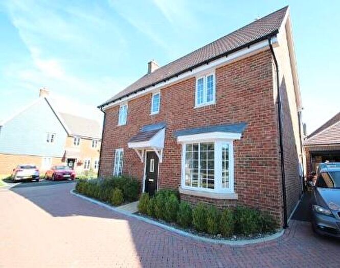 4 Bedroom Detached House To Rent In Picket Road, Andover, SP11
