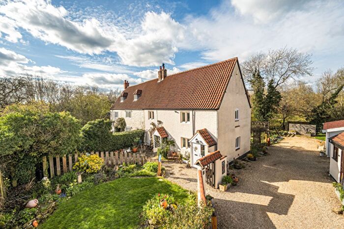 3 Bedroom Semi Detached House For Sale In Guernsey Farm, Haydon End Lane, Swindon, SN25