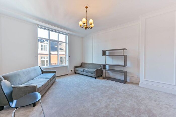 2 Bedroom Flat To Rent In Upper Montagu Street, Marylebone, London, W1H