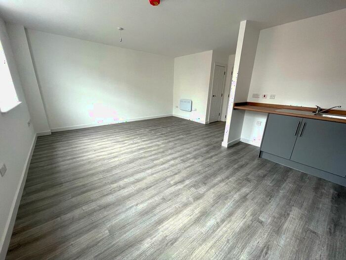 Studio To Rent In Tower Street, Taunton, TA1