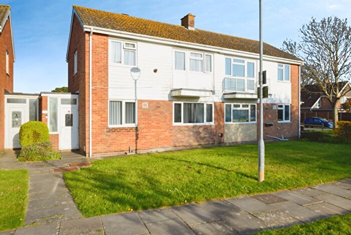 3 Bedroom Semi Detached House For Sale In Chichester Close, Gosport, PO13