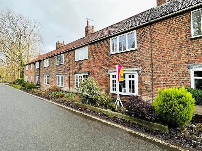 2 Bedroom Terraced House For Sale In Brickhouse Cottages, Riccall, Selby, YO19
