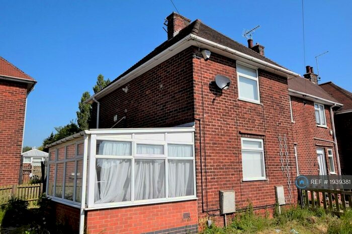2 Bedroom Semi-Detached House To Rent In Stacey Road, Mansfield, NG19