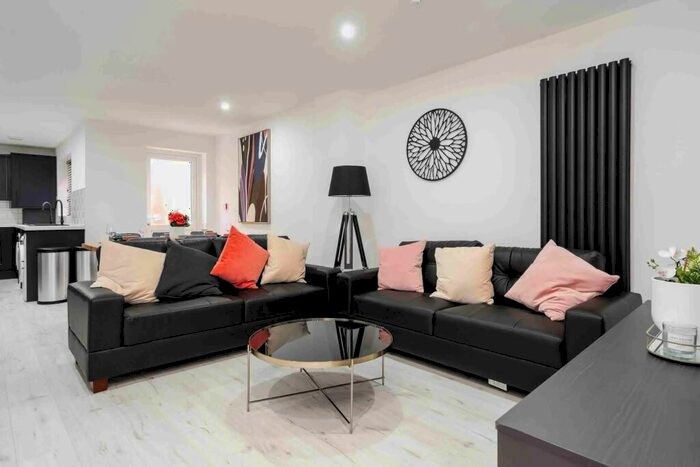 6 Bedroom Terraced House To Rent In Bedroom Student Let - Portland Street, Lincoln, LN5