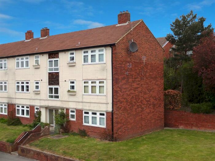 1 Bedroom Flat To Rent In Regent Crescent, Horsforth, Leeds, West Yorkshire, LS18